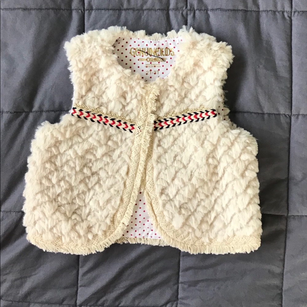 Little girl 2T/3T cream vest